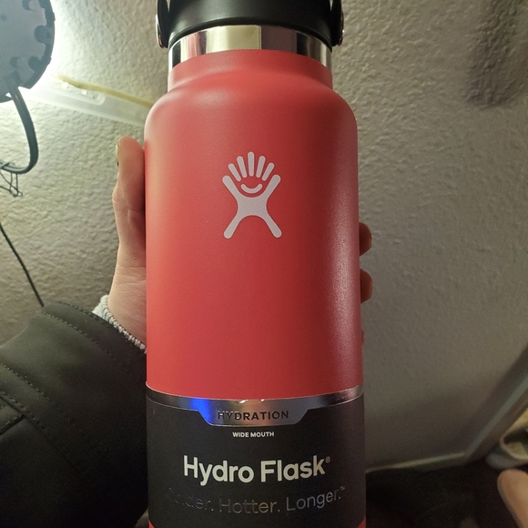 SOLD!!!Hydro Flask - Picture 1 of 7